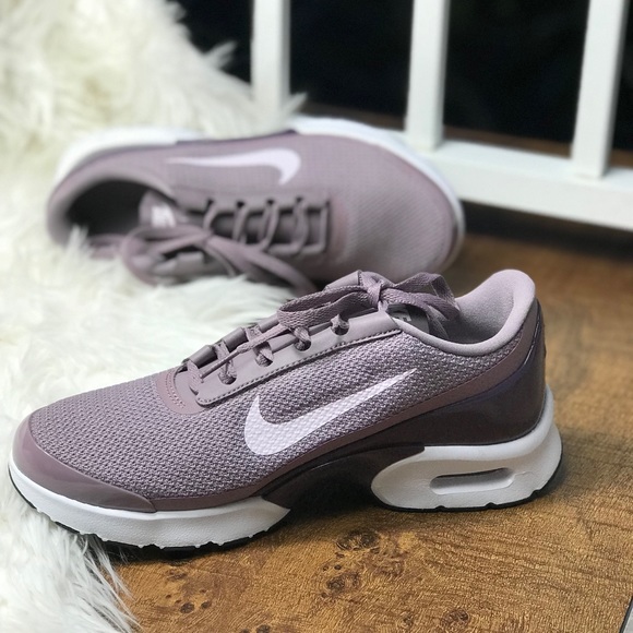 NWT Nike Air Max Jewell Light Violet WMNS - Picture 3 of 8